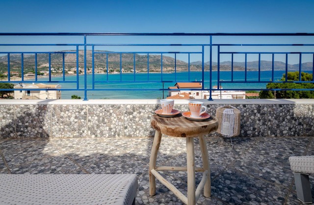 SeaView flat few meters from the Beach