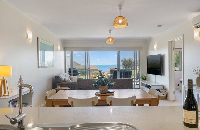 Seaview Getaway Encounter Bay - Wi-Fi - Family Friendly