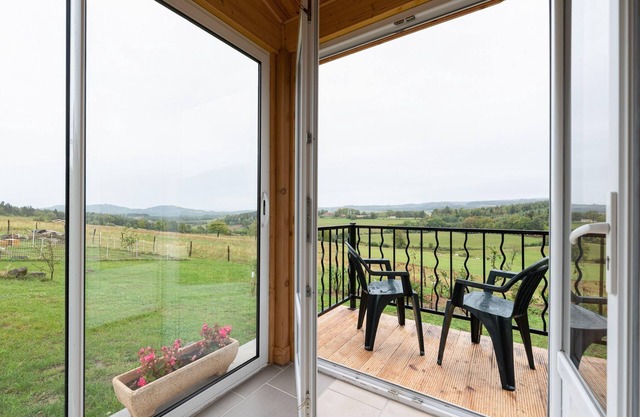 Secluded Chalet in Egliseneuve des Liards