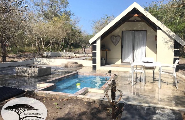 Secluded Bush Chalet | Pool | AC | Nature
