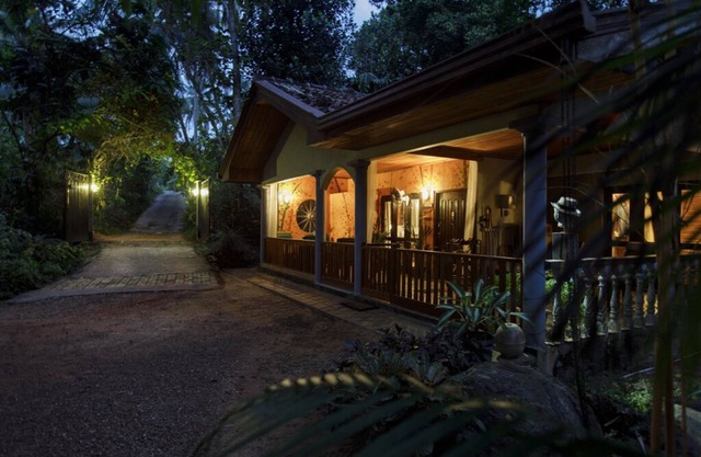 SECLUDED, COMFORTABLE AND WELL-EQUIPPED BUNGALOW WITH UNLIMITED WI-FI