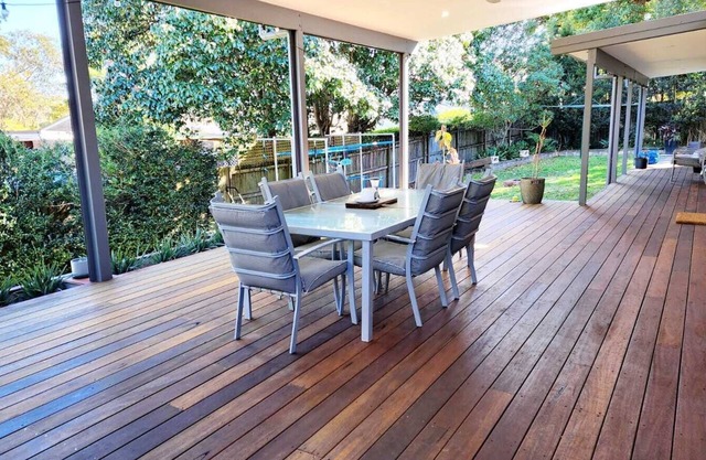 Secluded, entire single storey family home in beautiful Hornsby Heights