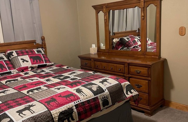 Secluded get away located in South Central Iowa surrounded by oak woods.