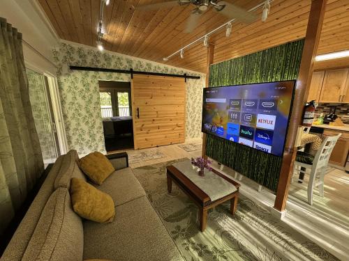 Secluded house, Opening special!
