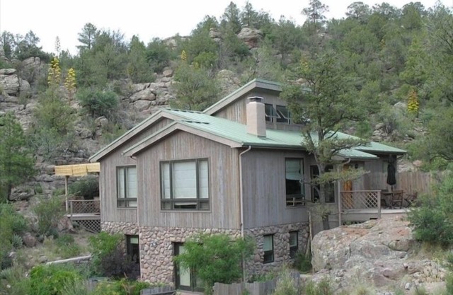 Secluded & Luxurious Mountain Sanctuary Near Gila Wilderness!