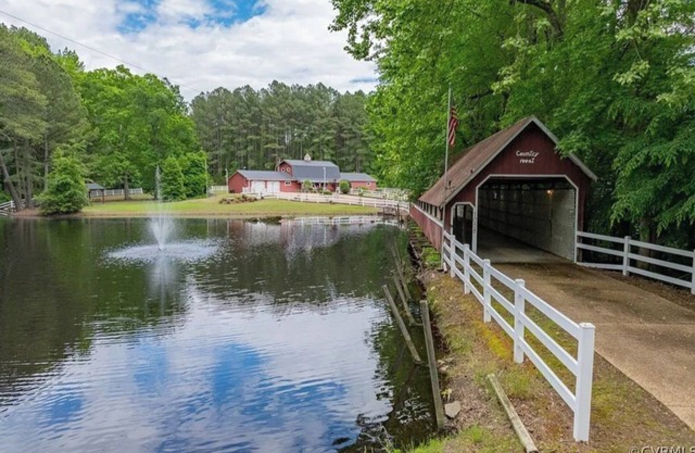 Secluded Nature Retreat w/Trails, Fire Pit, Ping-Pong, Foosball, Games!