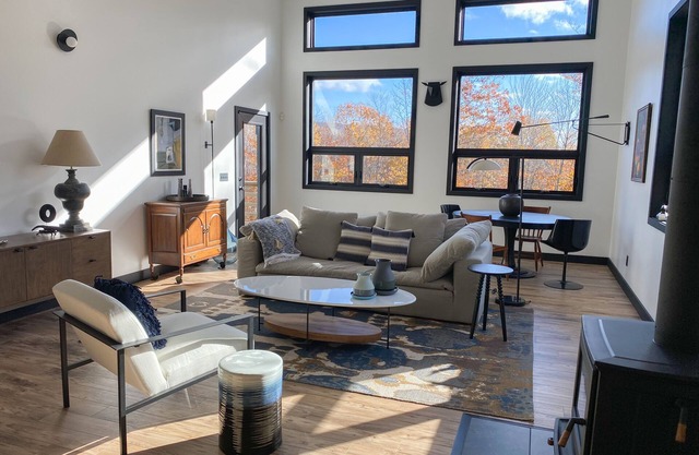 Secluded retreat, modern luxury loft, Phillips Lake, Maine, close to Acadia.