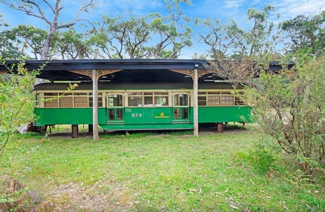 Seclusion, Tram, Native Bush, Wineries, Beaches, Melbourne Icon, Village nearby