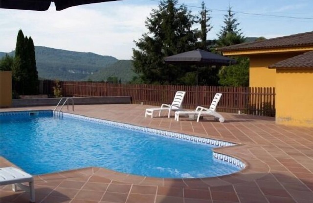 Self catering La Roureda for 12 people