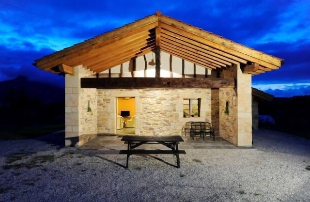 Self catering Anikunea for 4 people