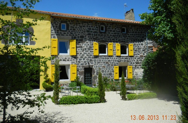 Self-catering cottage in the village 10 kms from Le PUY EN VELAY