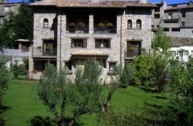 Self catering El Prau de la Vidal I for 4 people