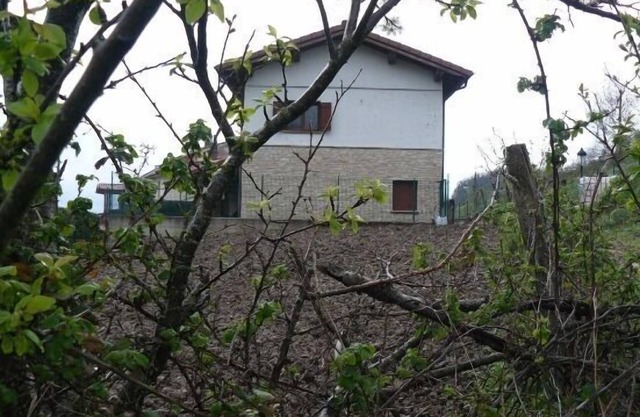 Self catering Etxeondo for 10 people