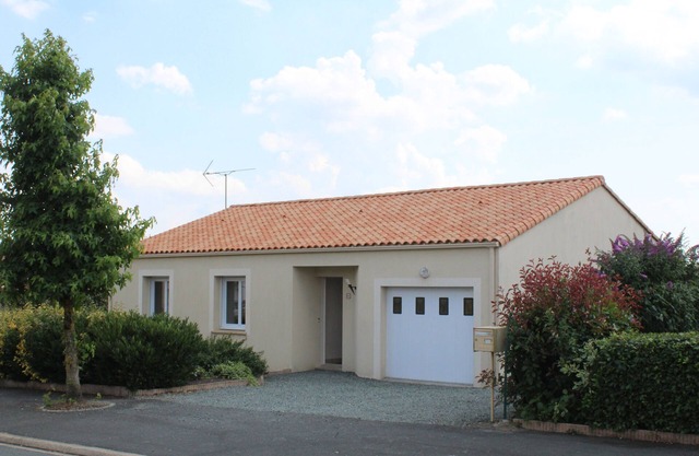 Self-catering house 5 minutes from PUY DU FOU