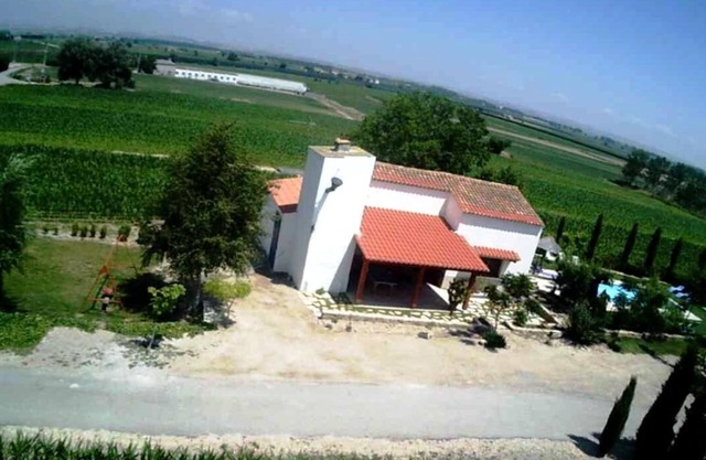 Self catering Masia Cal Bola for 6 people