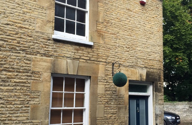 Self Catering Stylish Period Town House in Stamford