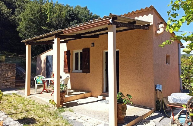 Self-contained studio at the gateway to the Cévennes