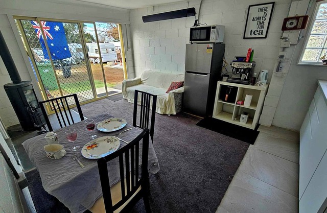 Self contained family snow accommodation just 45 mins to the resorts
