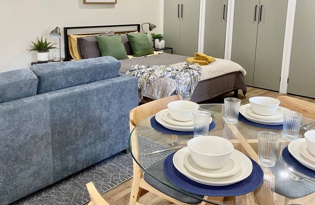 Self-contained Studio in Pimpama - Gold Coast. Close to all major theme parks.