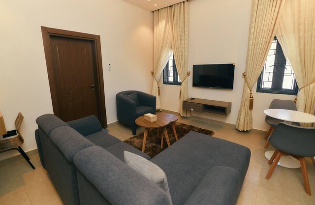 Serene 2-bedroom apartment in nice Abuja with AC, WiFi and 24/7 Power Supply