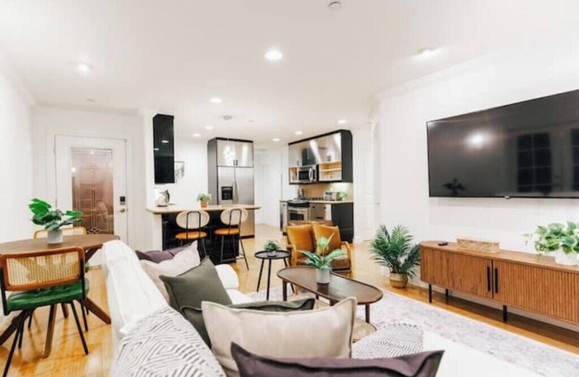 Serene Escape 2BD/w Patio & Firepit near Stanford