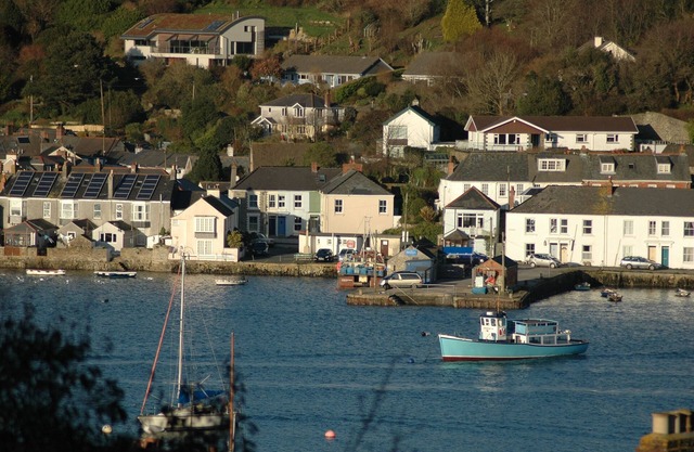 Serene house & garden, outstanding views across Falmouth harbour