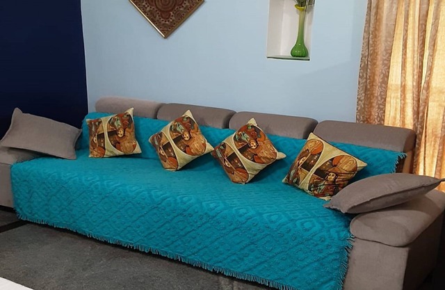 Serene Space: 6-Bedroom Retreat for Your Group in Coimbatore
