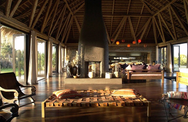 Serene Beachfront Villa, Your Private Oasis
