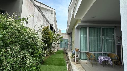 Serene Villa
