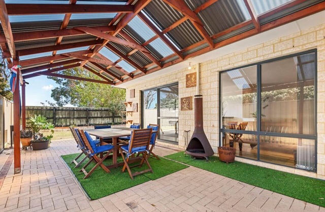 Serenity and Style: Your Ashby Getaway Awaits