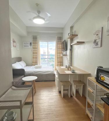 Serenity Stay Condo at 19th floor The Loop Tower Limketkai Center Lucky 19