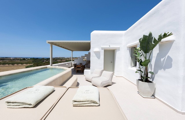 Sersi Paros