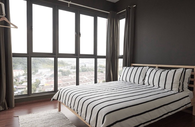 Service Apartment (2BR+2Bath) with Mall