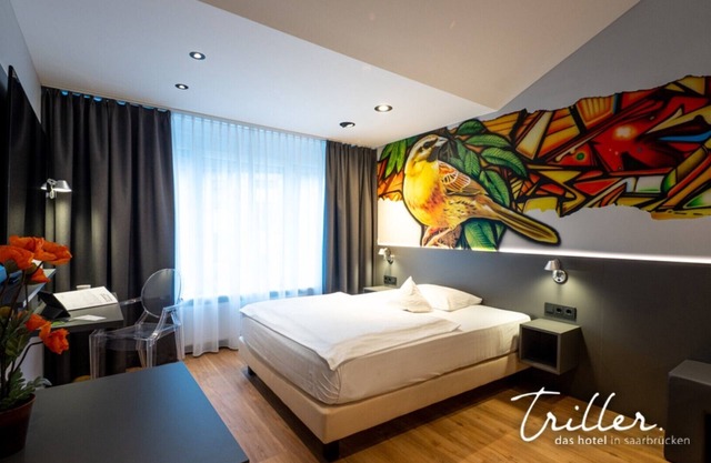 "SERVICED APARTMENT MEDIUM" (No.3) -incl. kitchen & private bathroom