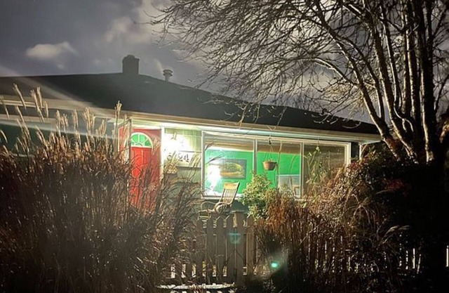 Seth’s magical green cottage