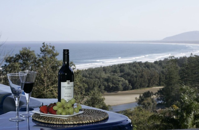 seven mile beach bed and breakfast