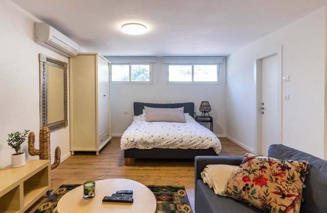 Sheba-shik tel hashomer apartment