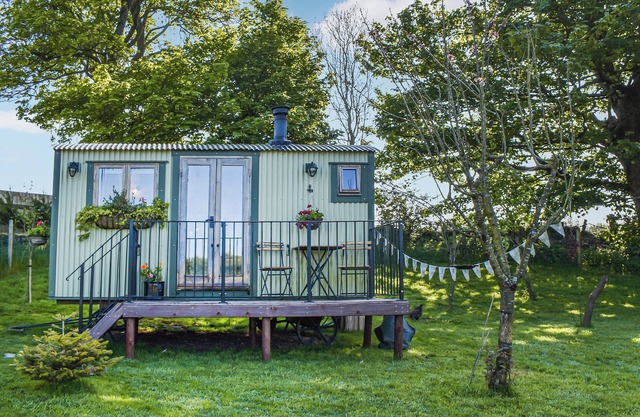 Shepherds Hut - UKC6774