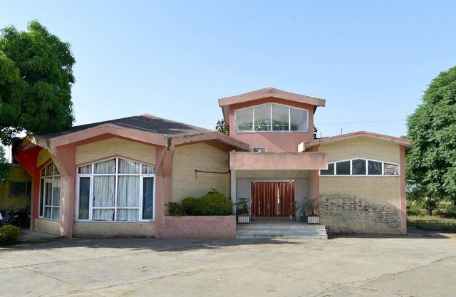 Shikra Tourist Resort