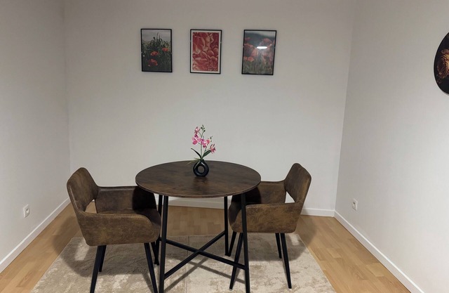 Shiloh - Room in shared apartment - Centre Beaucroissant