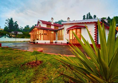 Shivs Heritage Resort Ooty by VOYE HOMES