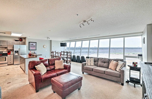 Shop & Dine: Fort Worth Condo w/Racetrack Views!