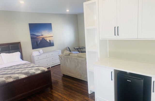 Short Term Rental In NORTH NANAIMO