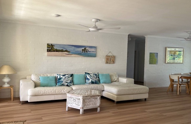 Show Stopper, TOP NOTCH