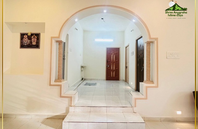 Shree Anugraha Home Stays |nYour spiritual home away from home!