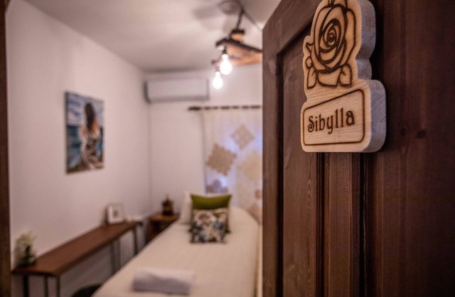Sibylla - Old Town Ensuite w/Free Wifi&breakfast