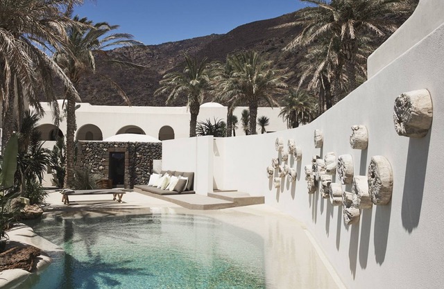 Sikelia Luxury Retreat