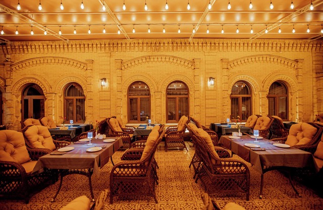 SILK ROAD EMPIRE HOTEL