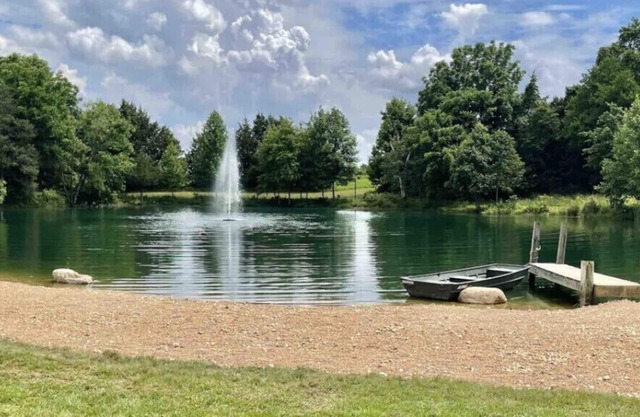 Silo Valley Farm, 50 acres, Fishing, Boating & Golf Cart