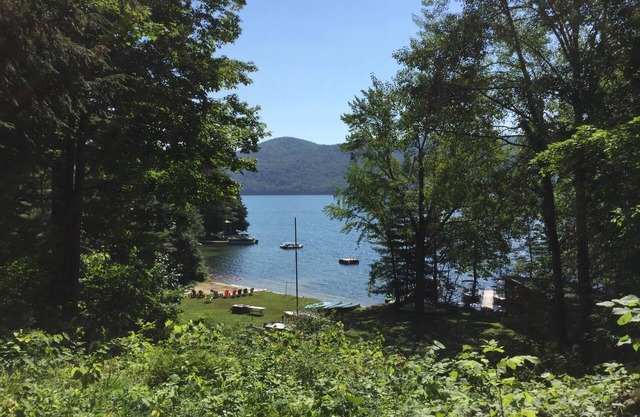Silver Bay Cabin on Beautiful Lake George, New York